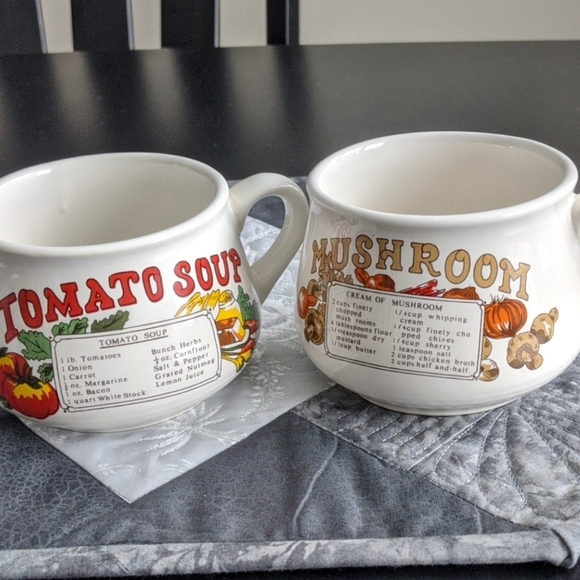 Vintage Soup Cups Tomato and Mushroom Recipe - Picture 2 of 6